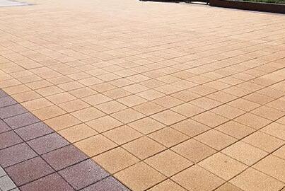 透水磚越來(lái)越受人們歡迎！